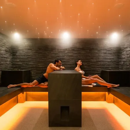 Deltapark Vitalresort**** מלון 4*