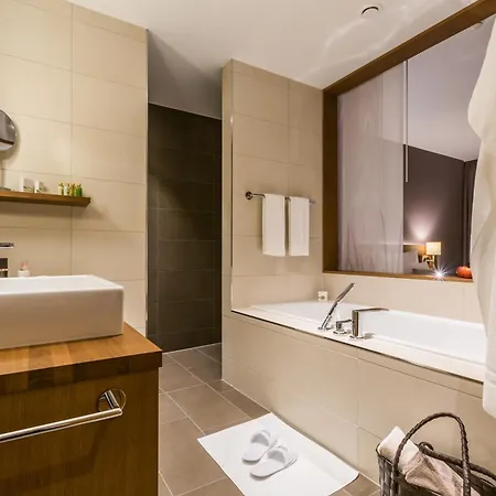 Hotel Deltapark Vitalresort****
