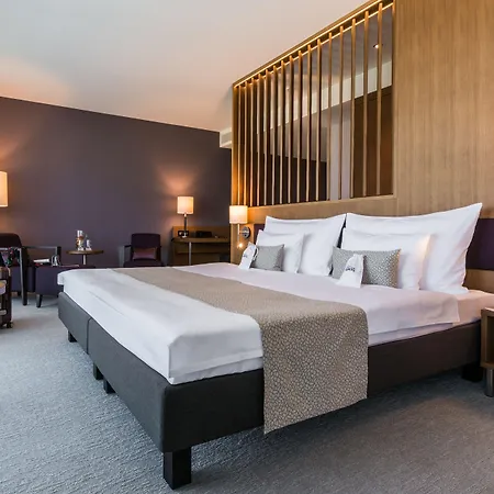 Отель Deltapark Vitalresort**** Reutigen