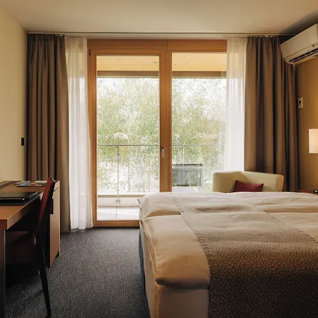 Отель Deltapark Vitalresort**** Reutigen