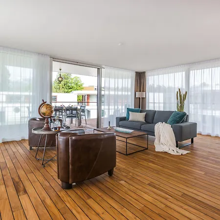 Deltapark Vitalresort**** ホテル 4*