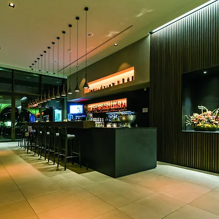 Deltapark Vitalresort**** ホテル Reutigen