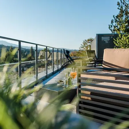Hotel Deltapark Vitalresort**** 4*